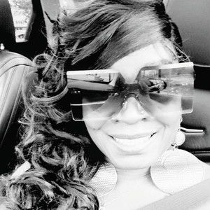 Meet your Posher, Carla